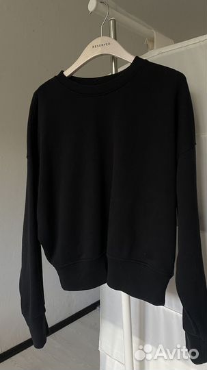 Свитшот Uniqlo черный