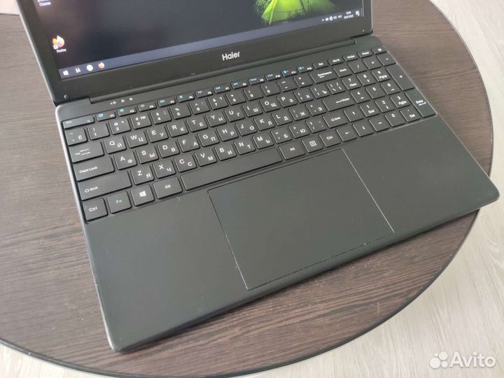 Быстрый ноутбук Haier U156 SSD 256gb