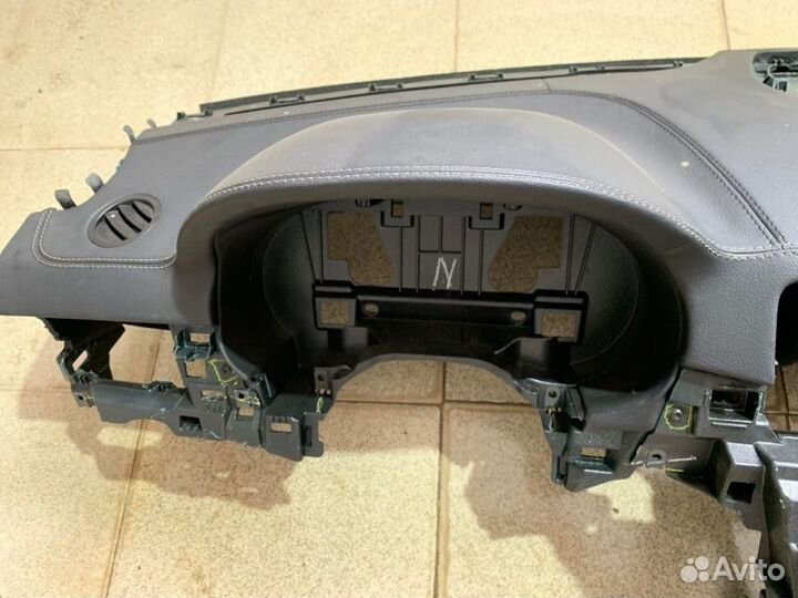 Передняя панель торпедо Mercedes-Benz Ml W166 M157