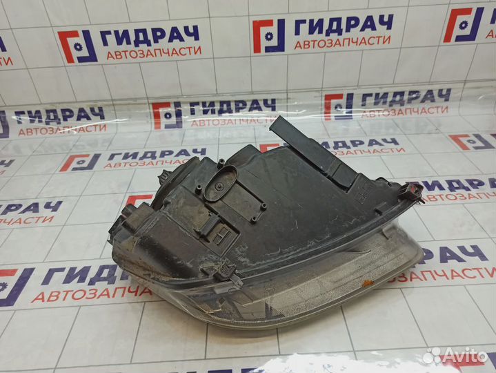 Фара левая Ford C-MAX 1707469