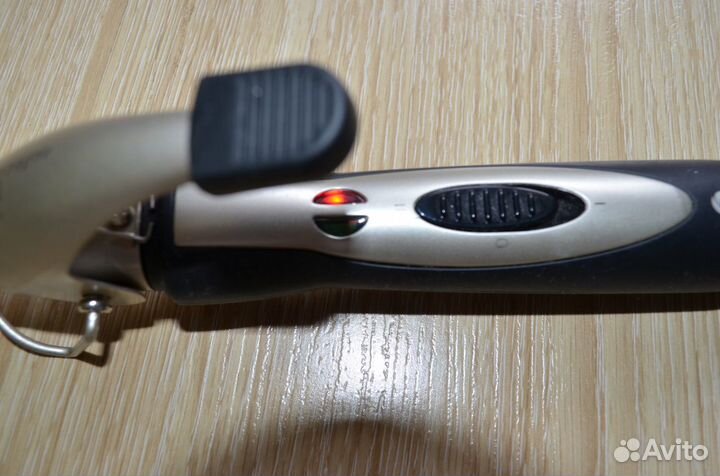 Плойка Vitek Шампань аква-керамическая с прищепкой