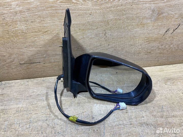 Зеркало правое Mazda MPV 2 LW Арт. 7720667