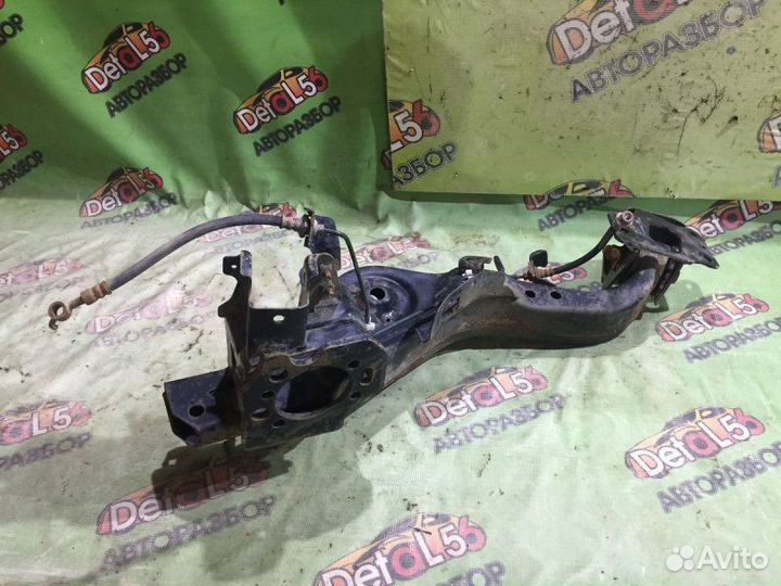 Рычаг задний правый Nissan Qashqai J10