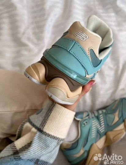 Кроссовки женские New balance 9060