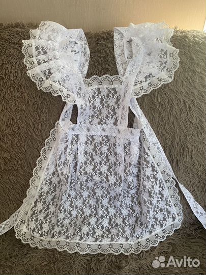 Белый школьный фартук