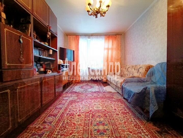 2-к. квартира, 53,3 м², 1/5 эт.