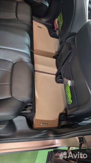 Автоковрики с бортами с доставкой