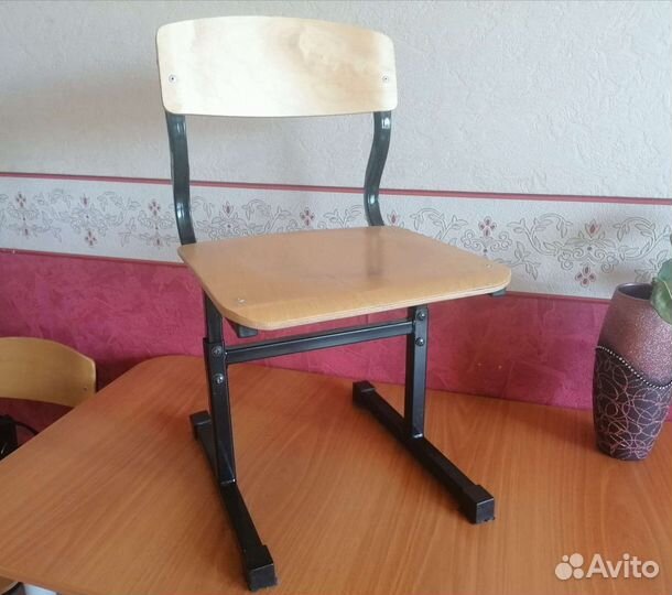 Детский растущий стул бу