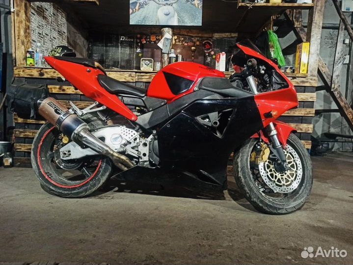 Honda cbr954 RR Fireblade