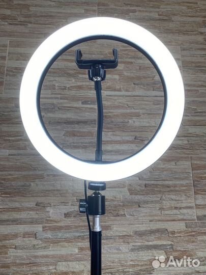 Кольцевая лампа 26 см со штативом