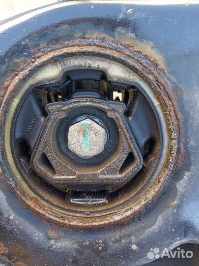 Подрамник передний Skoda Octavia A7