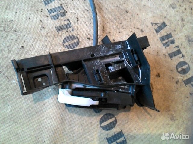 Замок двери задней левой Ford Focus 3 2011-2019