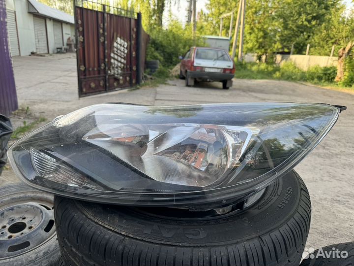 Фара ford focus 3
