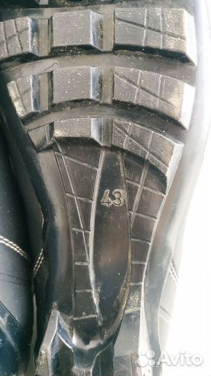 Лыжные ботинки