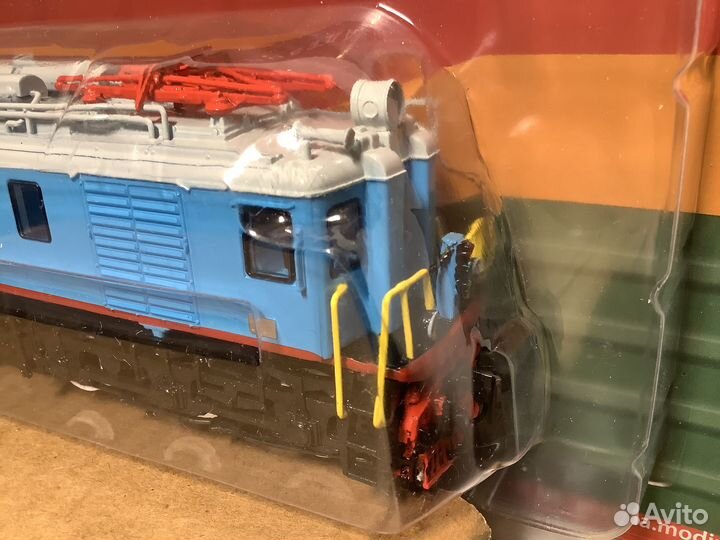 Железная дорога. Электровоз вл22М 1:87 Modimio