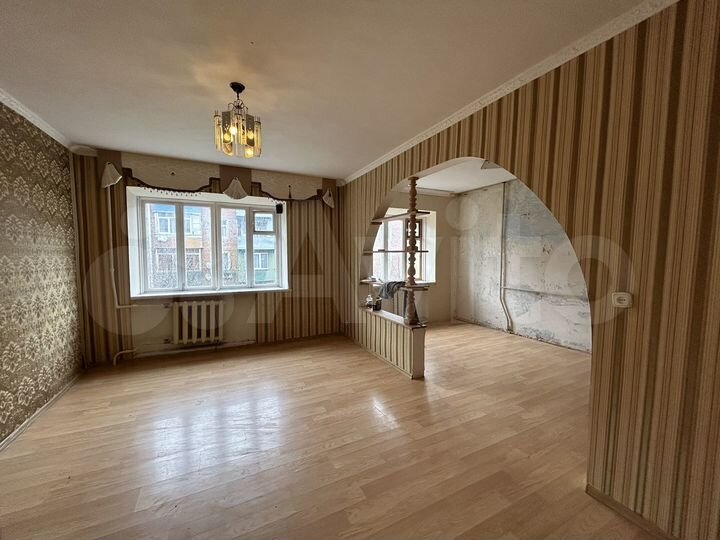 4-к. квартира, 80,9 м², 2/5 эт.