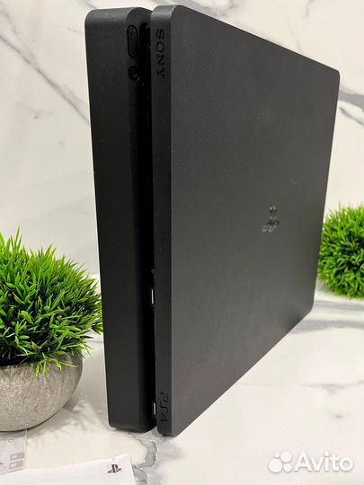Sony Ps4 Slim 2 геймпада 550 игр