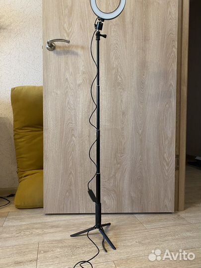 Кольцевая лампа