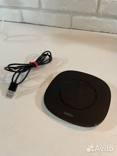 Беспроводная зарядка belkin