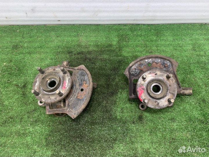 Кулак поворотный передний Nissan Almera Classic