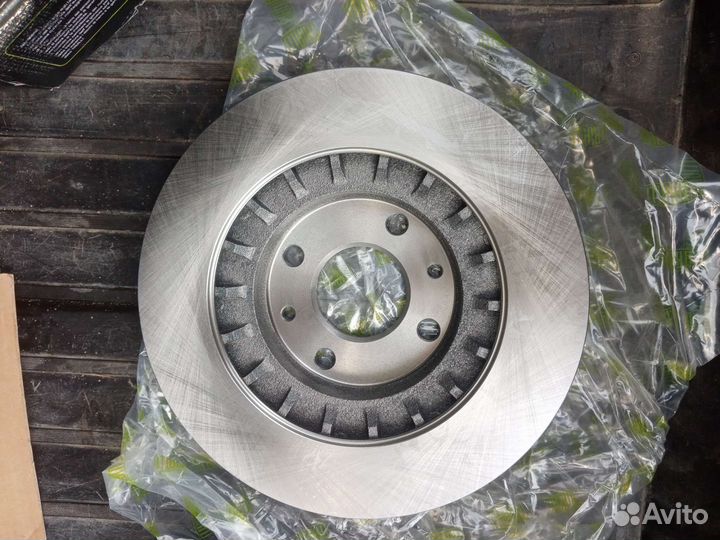 Дисковые тормоза