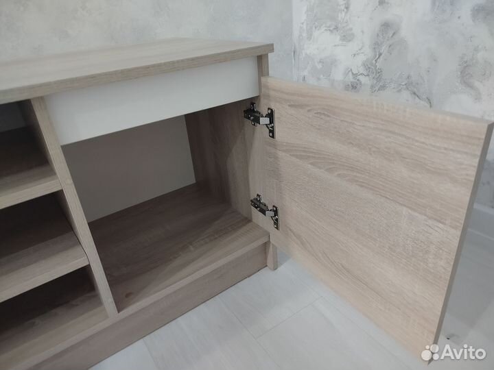 Тумба под телевизор