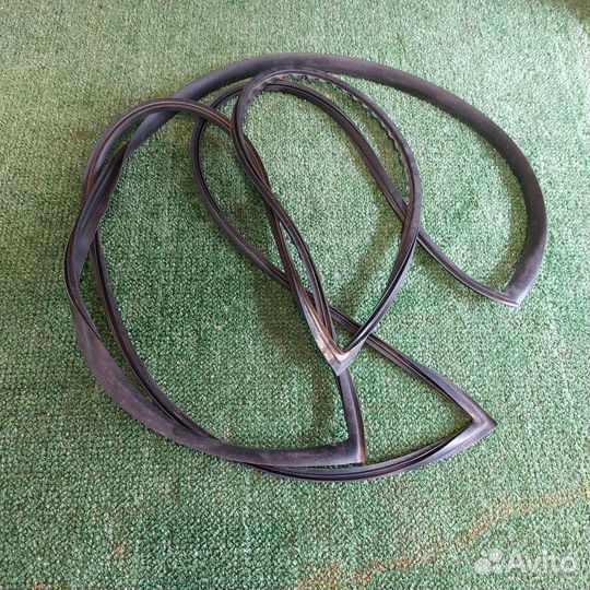 Резинка заднего стекла chevrolet aveo t300 седан