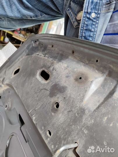 Капот LADA vesta