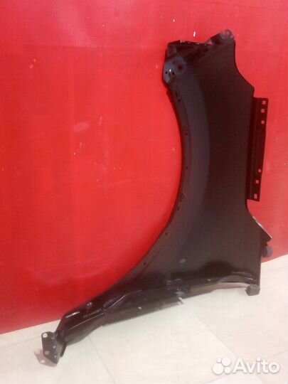 Крыло правое переднее правое Ford Explorer 5 U502