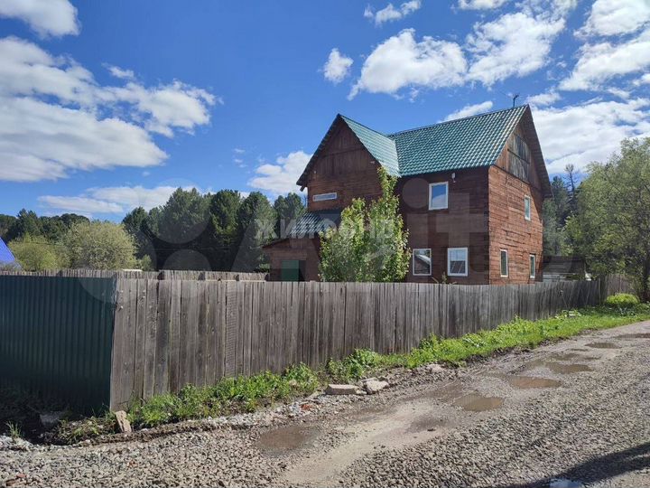 Дом 134,9 м² на участке 10 сот.