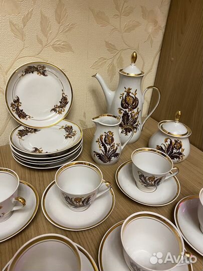 Сервиз кофейный из костяного фарфора, Рига