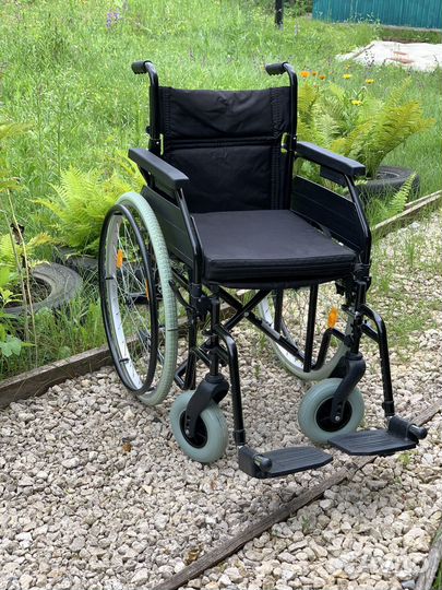 Коляска инвалидная