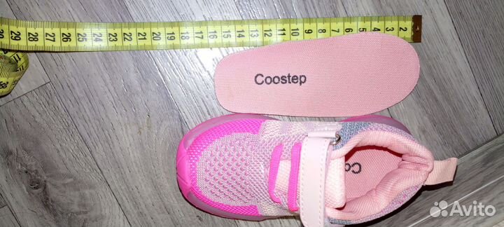 Кроссовки для девочки