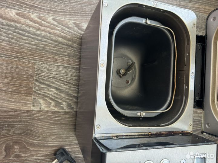 Продам хлебопечку