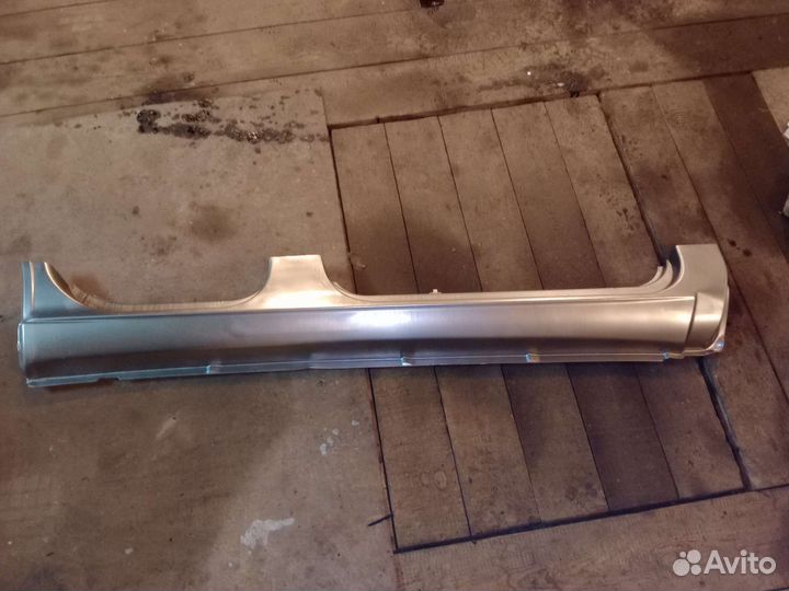 Порог Шнива правый