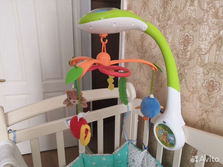 Мобиль на кроватку chicco
