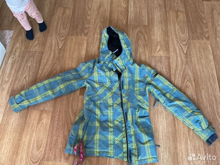 Сноубордическая куртка