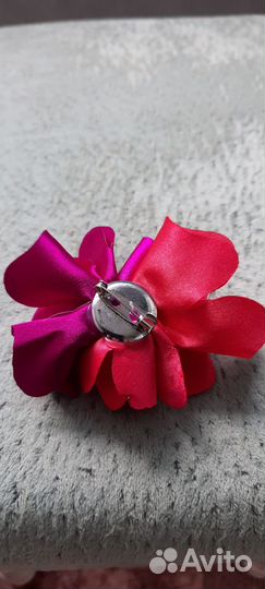 Кулон и брошь