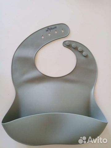 Силиконовый нагрудник для кормления