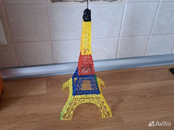 Эйфелева башня из 3д ручки