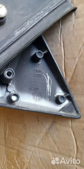 Зеркало заднего вида боковое