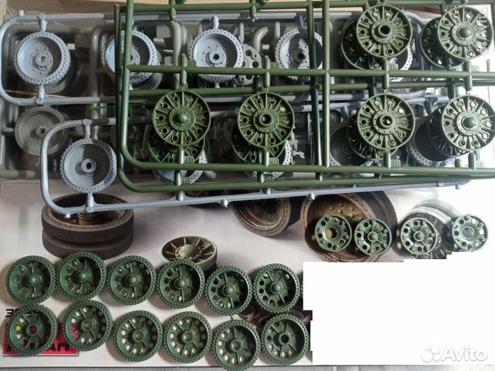 Допы/детали для Т-34 (траки в другом объявлении)