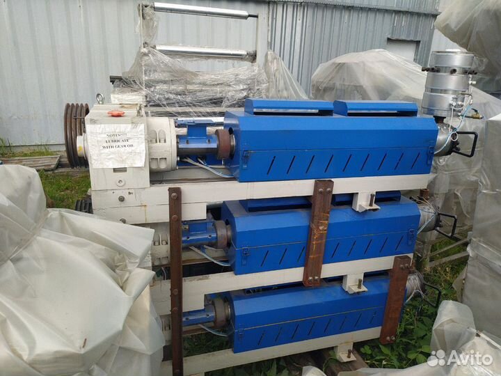 Экструдер выдувной для пленки SJ50-FM600