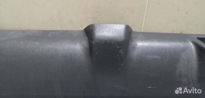 Обшивка двери багажника Land Cruiser (150) -Prado