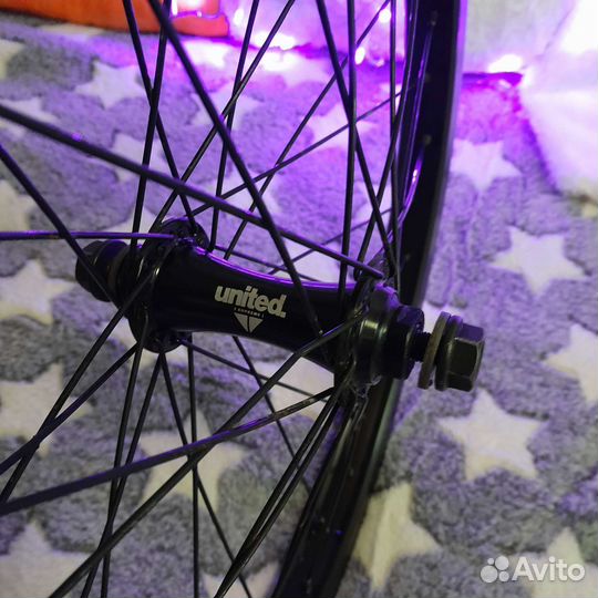 Новое колесо для BMX / United x Cinema