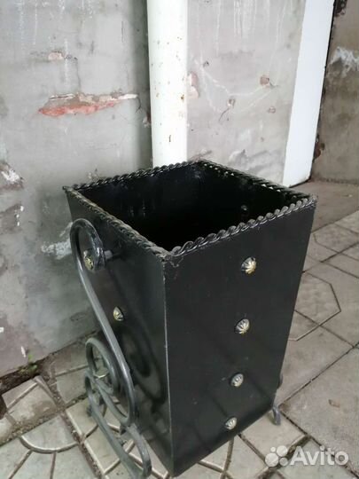 Урна для мусора уличная