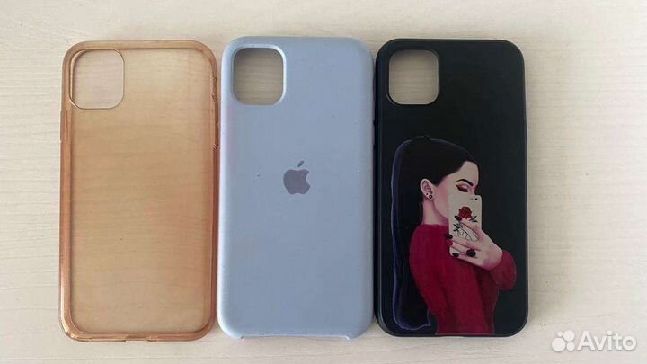 Чехол на iPhone 11
