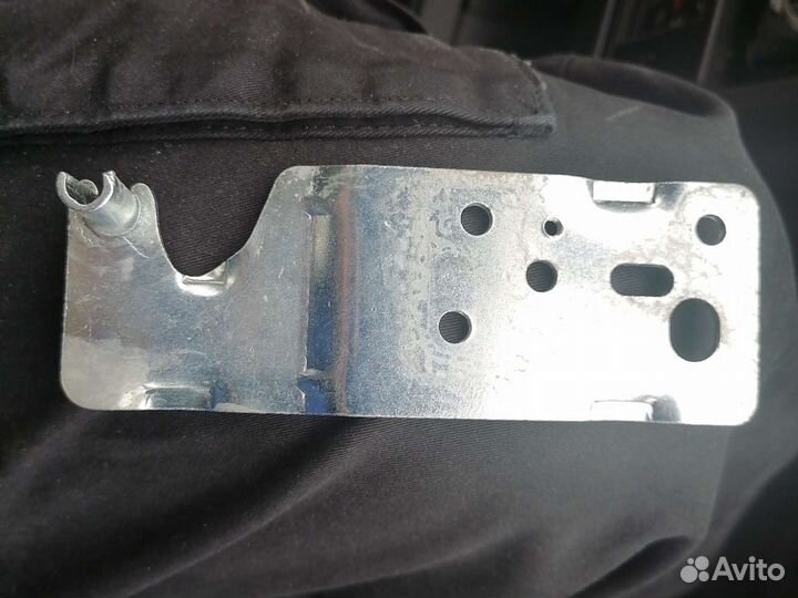 Петля для холодильника lg