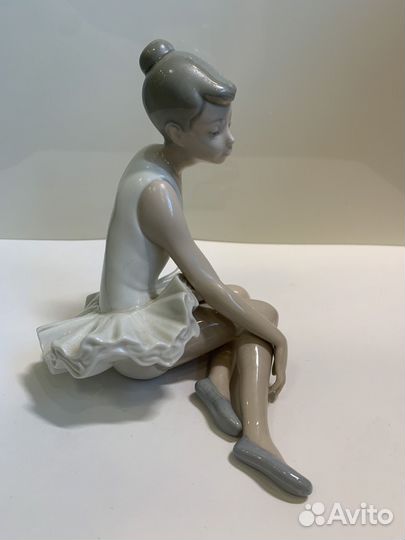 Статуэтка балерина фарфор NAO by Lladro, 1977 г