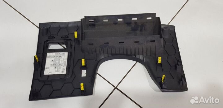 Накладка под торпедо (Geely Emgrand X7)